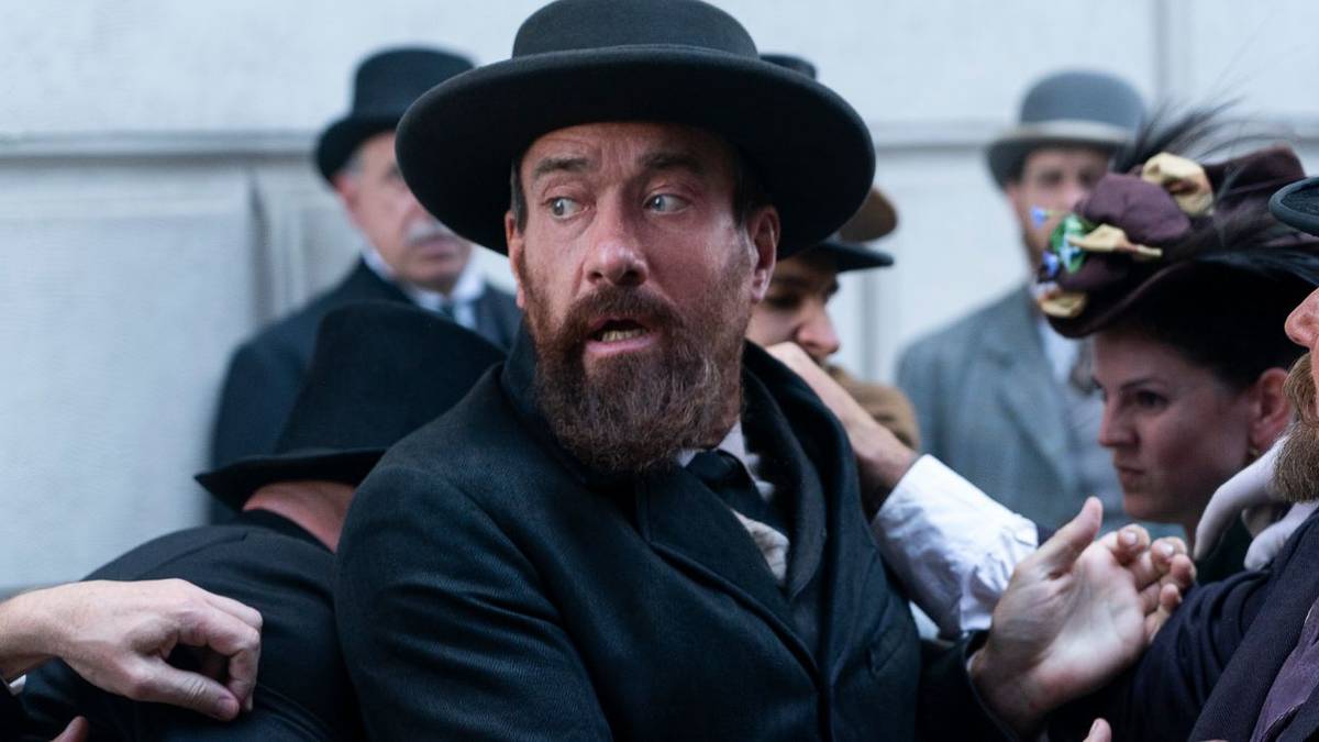 Netflix’s Historical Miniseries Offers a Gripping Look at a Forgotten Presidential Assassination